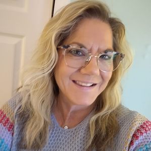 Meet your Posher, Tina